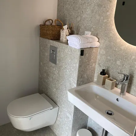 Apartman Lebenski Hrebienok Apartmanovy Domcek *